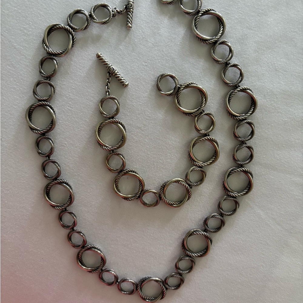 David Yurman Silver Circular Link Necklace with Toggle Clasp